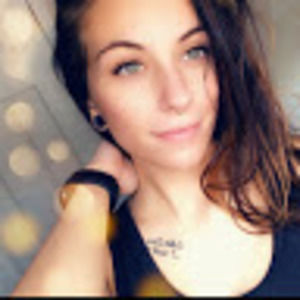 Meet your Posher, Eva